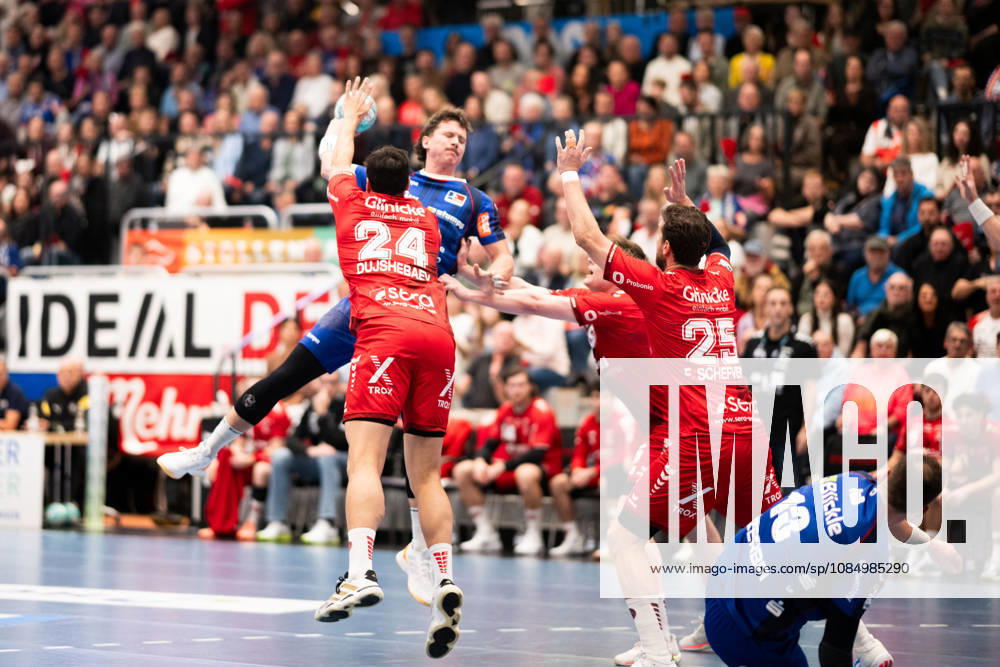 Mex Raguse of HBW Balingen Weilstetten, No. 6, taking a shot, HBW Balingen Weilstetten vs. MT Melsungen (GER), Opel 1 Handball Bundesliga, Championship, Matchday 10, 2026–2027 Season, October 24, 2026, Eibner Press Photo by Andreas Ulmer, HBW Balingen Weilstetten vs. MT Melsungen GER, Opel 1 Handball Bundesliga, Championship, Matchday 10, 2026–2027 Season, October 24, 2026, Balingen