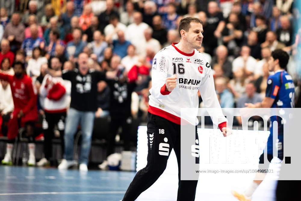 Nebojsa Simic, MT Melsungen 16, goalkeeper making a save, HBW Balingen Weilstetten vs. MT Melsungen GER, Opel 1 Handball Bundesliga, Championship, Matchday 10, 2026–2027 season, October 24, 2026, Eibner Press Photo by Andreas Ulmer: HBW Balingen Weilstetten vs. MT Melsungen GER, Opel 1 Handball Bundesliga, Championship, Matchday 10, 2026–2027 Season, October 24, 2026, Balingen