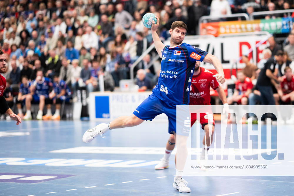 Georg Pohle, HBW Balingen Weilstetten, scores a 7-meter throw, HBW Balingen Weilstetten vs. MT Melsungen (GER), Opel 1 Handball Bundesliga, Championship, Matchday 10, 2026–2027 Season, October 24, 2026, Eibner Press Photo: Andreas Ulmer, HBW Balingen Weilstetten vs. MT Melsungen GER, Opel 1 Handball Bundesliga, Championship, Matchday 10, 2026–2027 Season, October 24, 2026, Balingen