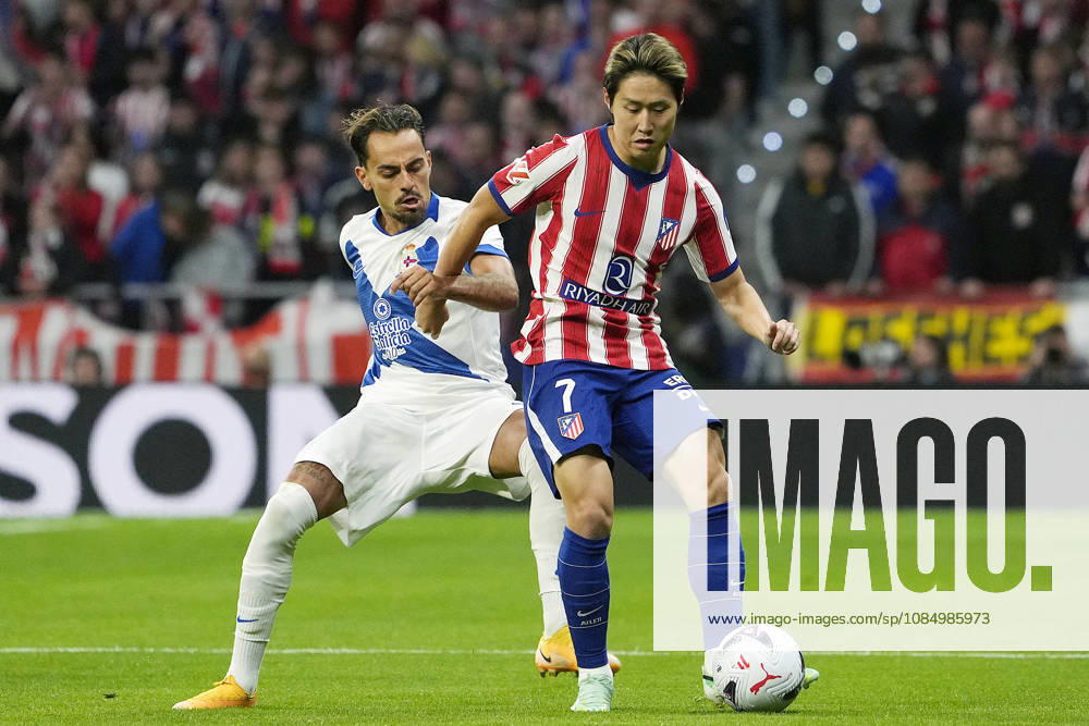 Atletico de Madrid s Lee Kang-in (r) and RC Deportivo de A Coruna s Giuseppe Quagliata during La Liga match. October 24, 2026. (2026102439)