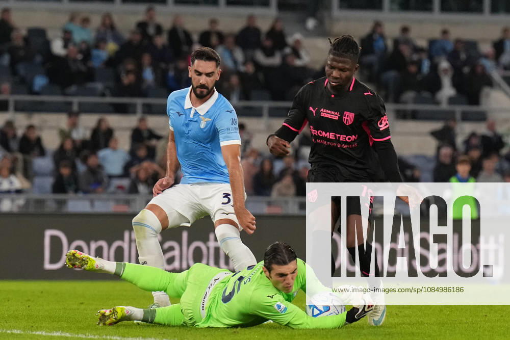 Lazio’s goalkeeper Christos Mandas Parma’s El Bilal Toure during the Serie A EniLive soccer match between Lazio and Parma at the Rome s Olympic stadium, Italy - Saturday October 23, 2026 - Soccer ( Photo by Alfredo Falcone LaPresse )