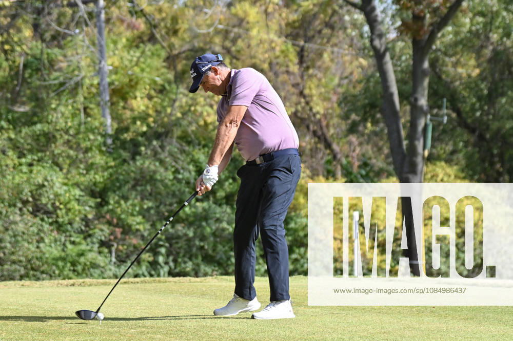 ST. LOUIS , MO - OCTOBER 24: Padraig Harrington of Ireland starts his the shot on the firth hole during the second round of the PGA, Golf Herren TOUR Champions Stifel Charity Classic on Saturday October 24th, 2026 at Norwood Hills Country Club in St. Louis, MO (Photo by Rick Ulreich Icon Sportswire) GOLF: OCT 24 PGA TOUR Champions Stifel Charity Classic Icon3999214