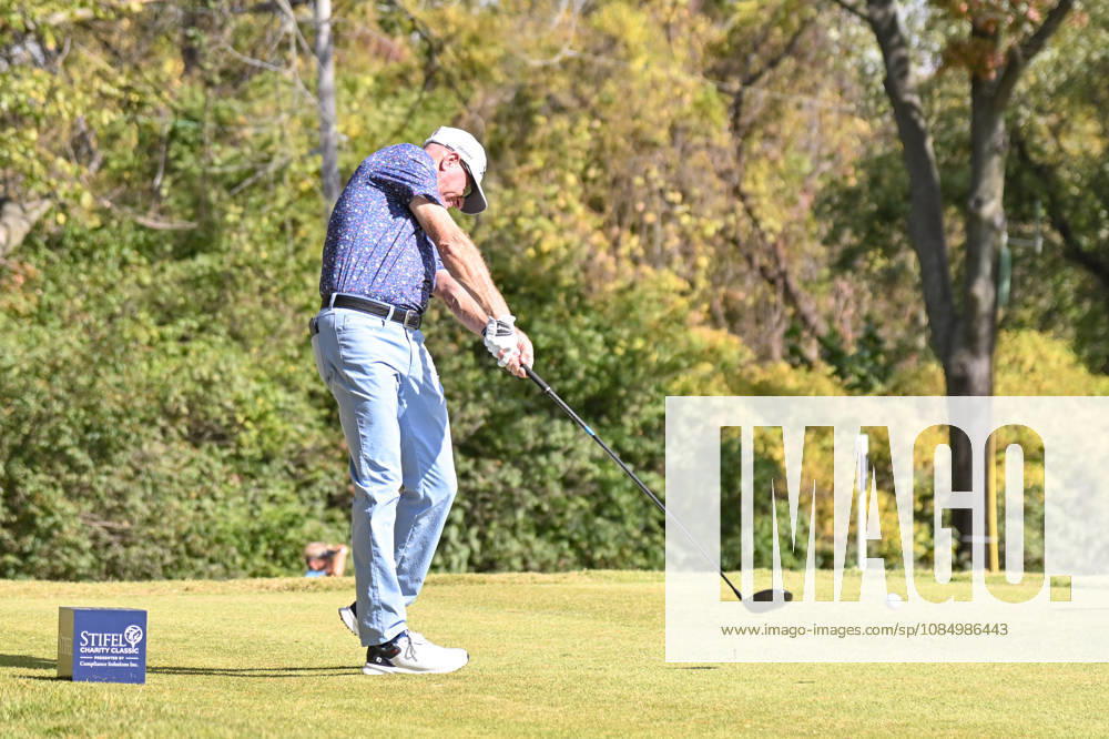 ST. LOUIS , MO - OCTOBER 24: Steve Flesch of the United States hits his tee shot on the fifth hole during the second round of the PGA, Golf Herren TOUR Champions Stifel Charity Classic on Saturday October 24th, 2026 at Norwood Hills Country Club in St. Louis, MO (Photo by Rick Ulreich Icon Sportswire) GOLF: OCT 24 PGA TOUR Champions Stifel Charity Classic Icon4101220