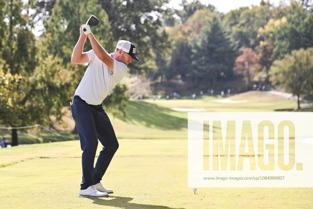 ST. LOUIS , MO - OCTOBER 24: Vaughn Taylor of the United States starts his tee shot on the fifth hole during the second round of the PGA, Golf Herren TOUR Champions Stifel Charity Classic on Saturday October 24th, 2026 at Norwood Hills Country Club in St. Louis, MO (Photo by Rick Ulreich Icon Sportswire) GOLF: OCT 24 PGA TOUR Champions Stifel Charity Classic Icon4334250