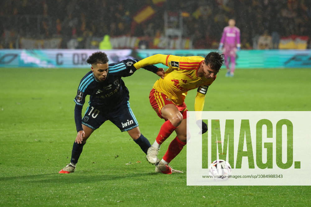 Florian THAUVIN (RC Lens) et Ilan KEBBAL (Paris FC) lors du match RC Lens vs Paris FC, Ligue 1, stade Bollaert-Delelis, le 24 octobre 2026 - photo Laurent Sanson PsnewZ