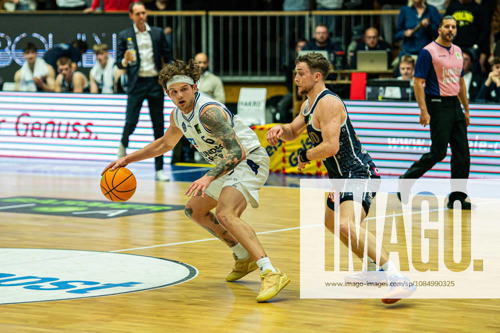 Booker Coplin of the Hakro Merlins Crailsheim, No. 6, faces off against Vincent Friederici of the Eisbären Bremerhaven, No. 30, GER, Hakro Merlins Crailsheim vs. Eisbären Bremerhaven, Basketball, 2nd Basketball Bundesliga ProA, Men s, Matchday 6, 2026–2027 season, October 24, 2026, GER, Hakro Merlins Crailsheim vs. Eisbären Bremerhaven, Basketball, 2nd Basketball Bundesliga ProA, Men’s, Matchday 6, 2026–2027 season, October 24, 2026, Ilshofen