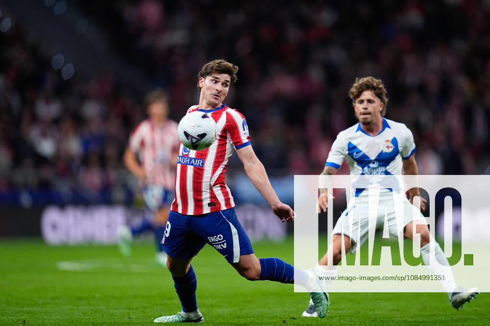 Julian Alvarez of Atletico de Madrid controls the ball during the Spanish League, LaLiga EA Sports, football match between Atletico de Madrid and Deportivo La Coruna at Riyadh Air Metropolitano stadium on October 24, 2026, in Madrid, Spain. Madrid Spain - ZUMAa181 20261024_zaa_a181_481
