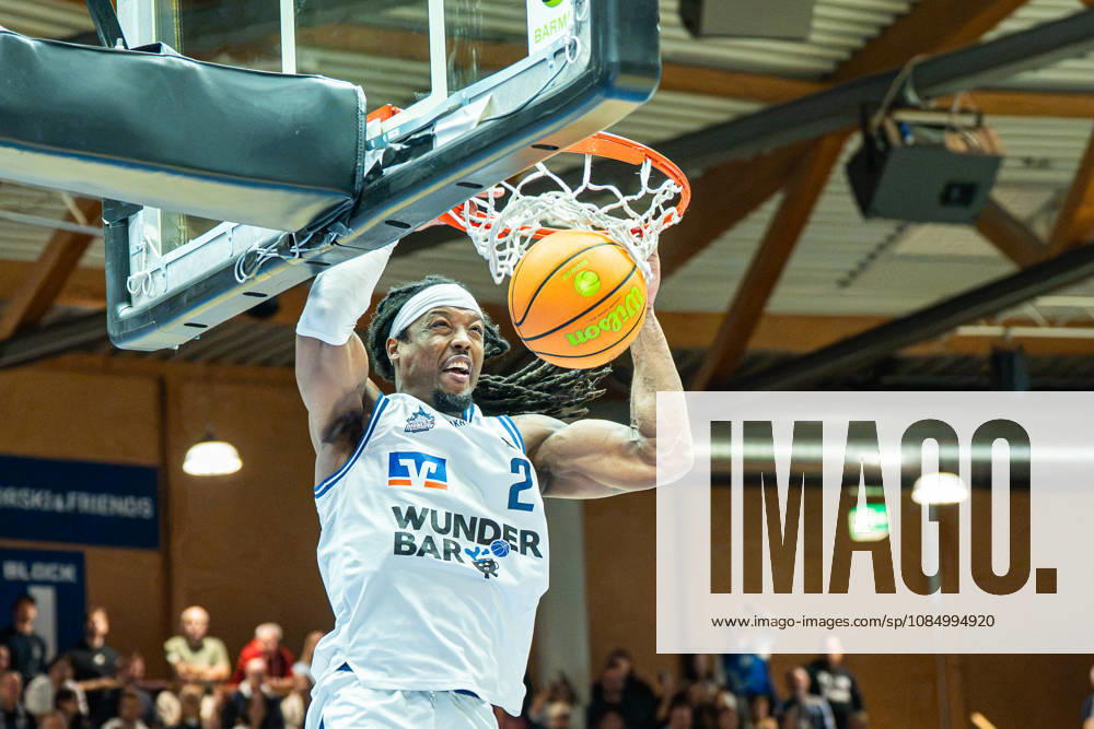 Courtney Alexander of the Hakro Merlins Crailsheim, No. 02, dunking, GER, Hakro Merlins Crailsheim vs. Eisbären Bremerhaven, Basketball, 2nd Basketball Bundesliga ProA, Men s, Matchday 6, 2026–2027 Season, October 24, 2026, GER, Hakro Merlins Crailsheim vs. Eisbären Bremerhaven, Basketball, 2nd Basketball Bundesliga ProA, Men, Matchday 6, 2026–2027 Season, October 24, 2026, Ilshofen