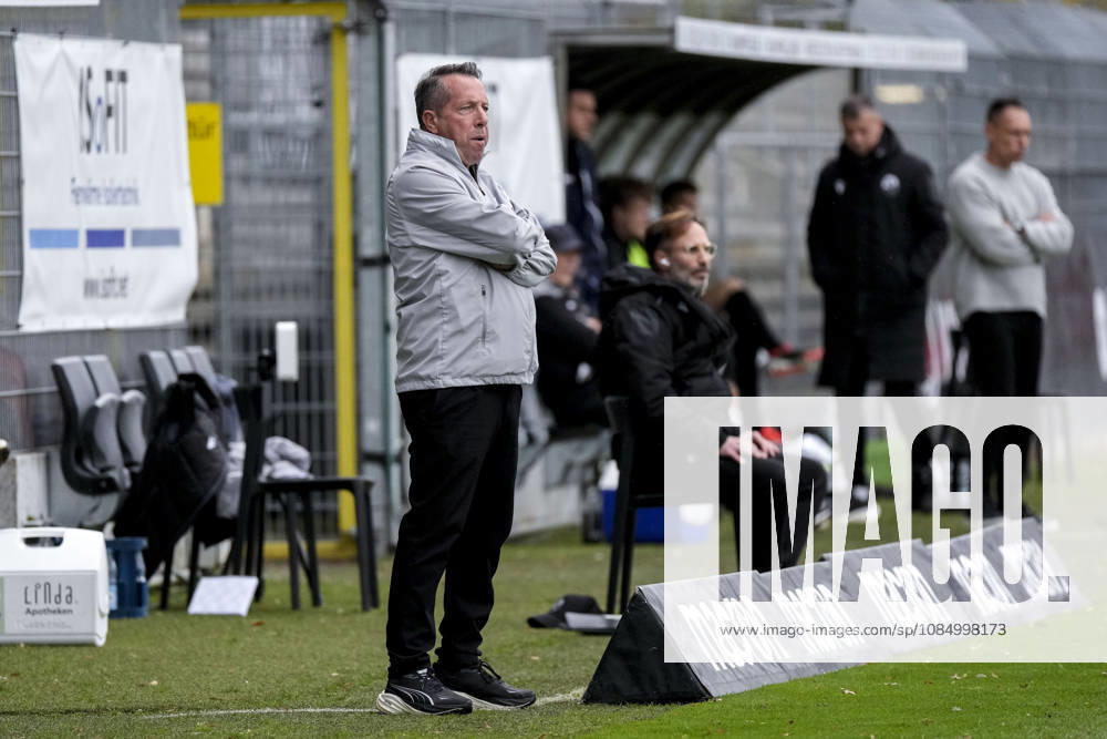 Markus Kauczinski, Coach, Head Coach, SVS, cutout, full-body, single image, single photo, action, on the sidelines, at the sideline, October 24, 2026, Sandhausen, Germany, soccer, Regionalliga Southwest, SV Sandhausen vs. VfR Aalen