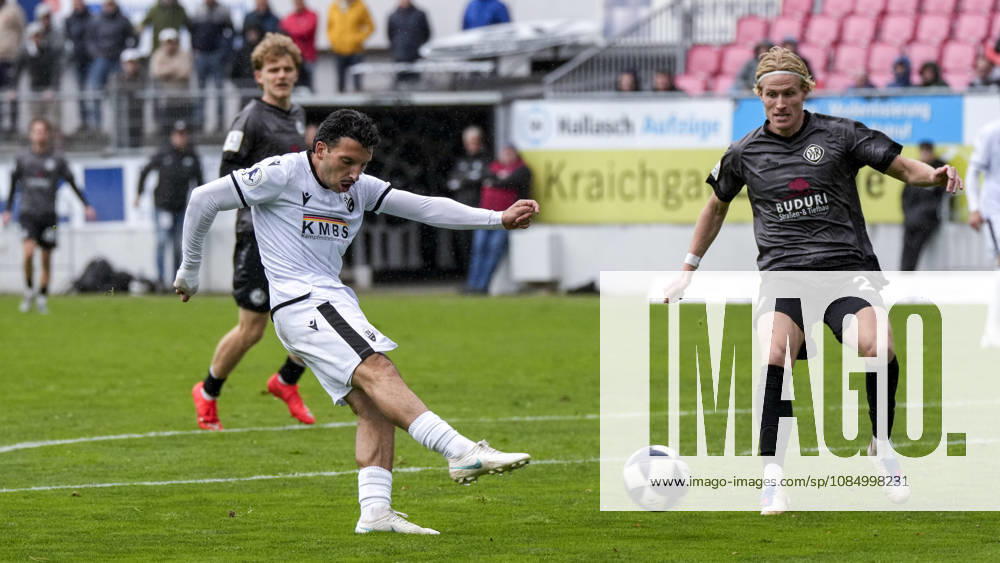 From left: Arianit Ferati (SVS), 47; Vico Meien (Aalen), 27; action, game play, October 24, 2026, Sandhausen, Germany; soccer; Regionalliga Südwest; SV Sandhausen vs. VfR Aalen