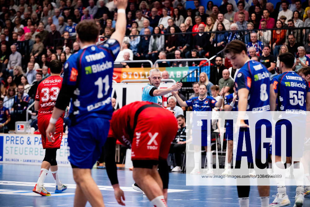 Robert Schulze, Referee 1, calls a foul against Balingen, HBW Balingen Weilstetten vs. MT Melsungen GER, Opel 1 Handball Bundesliga, Championship, Matchday 10, 2026–2027 Season, October 24, 2026, Eibner Press Photo: Andreas Ulmer, HBW Balingen Weilstetten vs. MT Melsungen GER, Opel 1 Handball Bundesliga, Championship, Matchday 10, 2026–2027 Season, October 24, 2026, Balingen