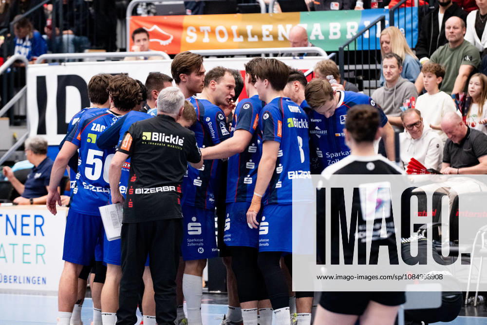 Tobias Heinzelmann of HBW Balingen Weilstetten, No. 28, speaks once again as captain; HBW Balingen Weilstetten vs. MT Melsungen (GER), Opel 1 Handball Bundesliga, Championship, Matchday 10, 2026–2027 season, October 24, 2026, Eibner Press Photo: Andreas Ulmer, HBW Balingen Weilstetten vs. MT Melsungen GER, Opel 1 Handball Bundesliga, Championship, Matchday 10, 2026–2027 Season, October 24, 2026, Balingen