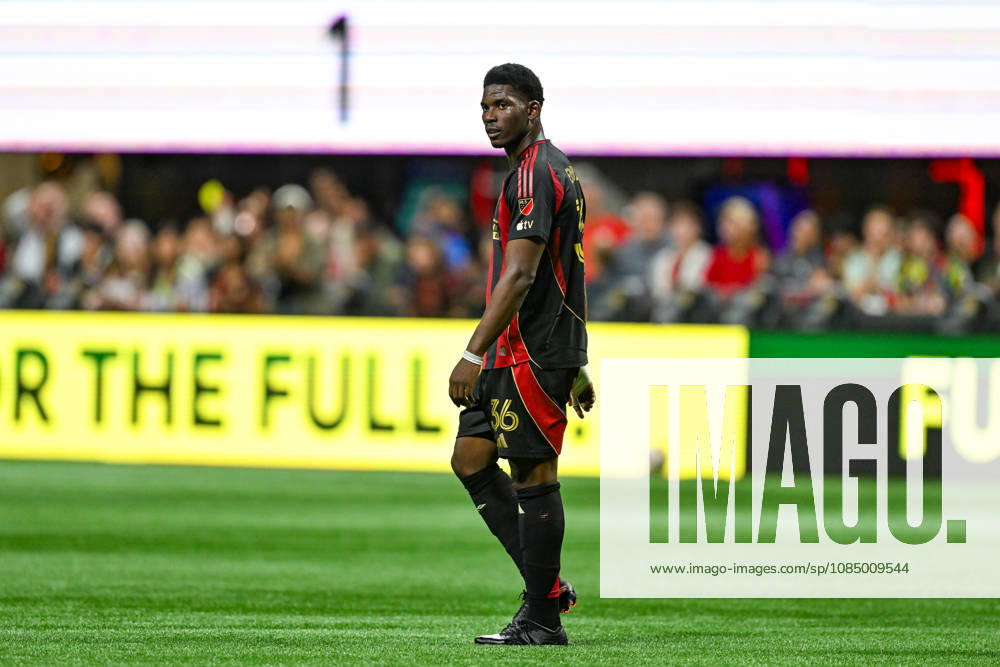 ATLANTA, GA - OCTOBER 24: Breel Embolo 36 of Atlanta reacts during the MLS, Fussball Herren, USA match between Chicago Fire FC and Atlanta United FC on October 24th, 2026 at Mercedes-Benz Stadium in Atlanta, GA.(Photo by Rich von Biberstein Icon Sportswire) SOCCER: OCT 24 MLS Atlanta United vs Chicago Fire FC Icon261024023