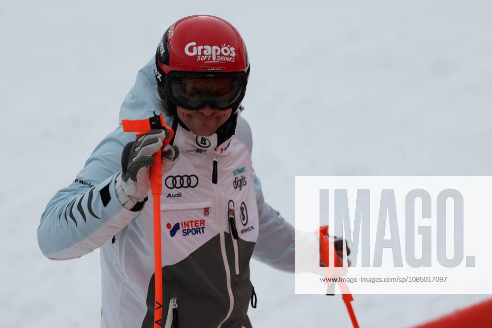 Fabian Gratz GER, Portrait, Preparation, Course Inspection, Men’s Giant Slalom First Run, AUDI FIS SKI WORLD CUP Sölden 2026, 2026 Ski World Cup Opening, Sölden, October 24–25, 2026, Skiing, Alpine Skiing, October 25, 2026, SÖLDEN, AUSTRIA OCTOBER 25 Audi FIS Alpine Ski World Cup at Rettenbachferner on October 26, 2026, in Sölden, Austria. Photo by Nicole Hartmann. Sölden, Rettenbachferner, Tyrol, Austria