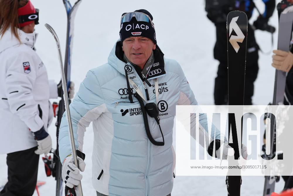 Wolfgang Maier GER, Wolf, Head of Alpine Skiing for Germany, Men’s Giant Slalom First Run, AUDI FIS SKI WORLD CUP Sölden 2026, 2026 Ski World Cup Opening, Sölden, October 24–25, 2026, Skiing, Alpine Skiing, October 25, 2026, SÖLDEN, AUSTRIA OCTOBER 25 Audi FIS Alpine Ski World Cup at Rettenbachferner on October 26, 2026, in Sölden, Austria. Photo by Nicole Hartmann. Sölden, Rettenbachferner, Tyrol, Austria