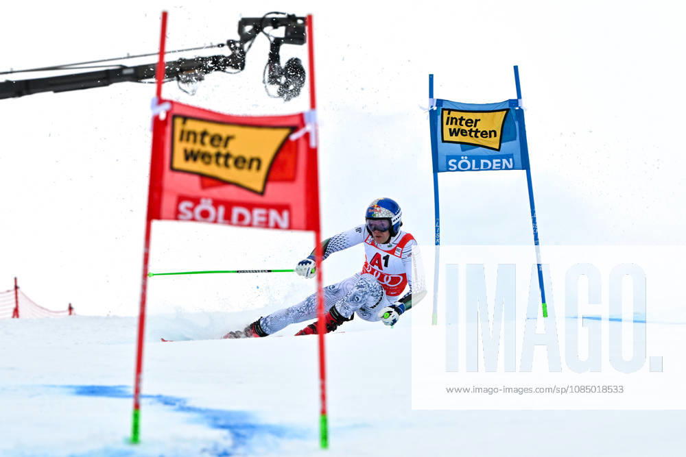 Lucas Pinheiro Braathen of Brazil in action during the first run of the Men s Giant Slalom race of the Audi FIS Alpine Skiing World Cup season opening race on the Rettenbach glacier, Soelden on October 25, 2026 in Soelden, Austria. (Photo by Igor Kupljenik Sports Press Photo)