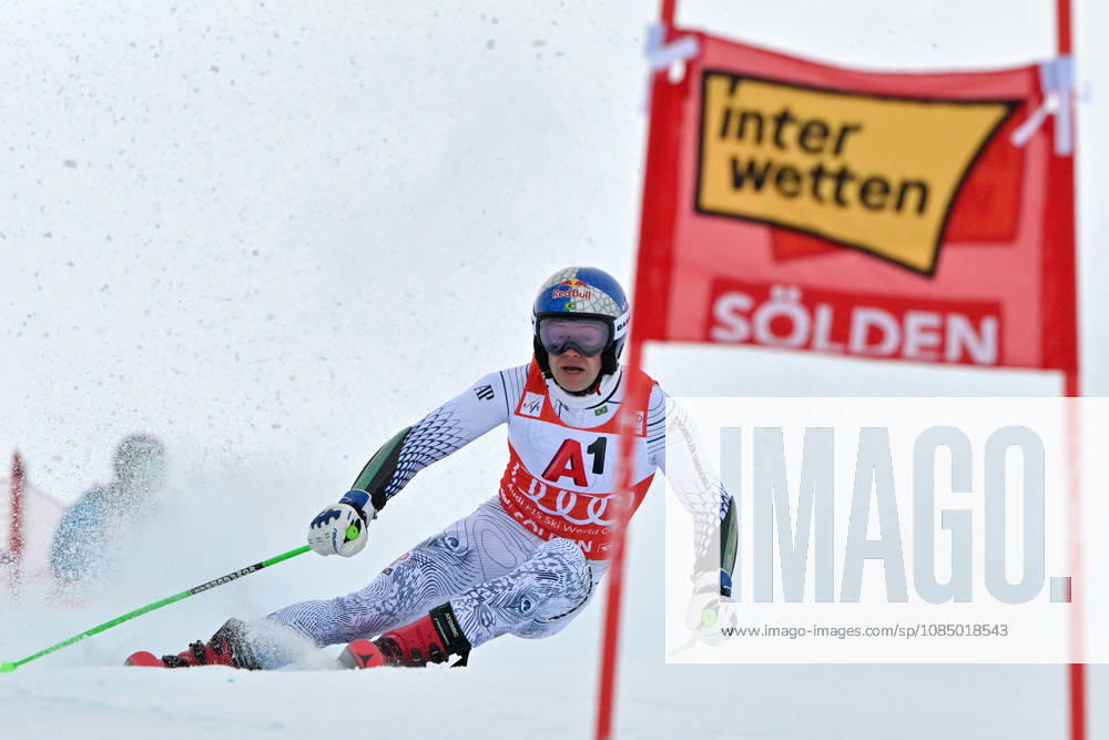 Lucas Pinheiro Braathen of Brazil in action during the first run of the Men s Giant Slalom race of the Audi FIS Alpine Skiing World Cup season opening race on the Rettenbach glacier, Soelden on October 25, 2026 in Soelden, Austria. (Photo by Igor Kupljenik Sports Press Photo)