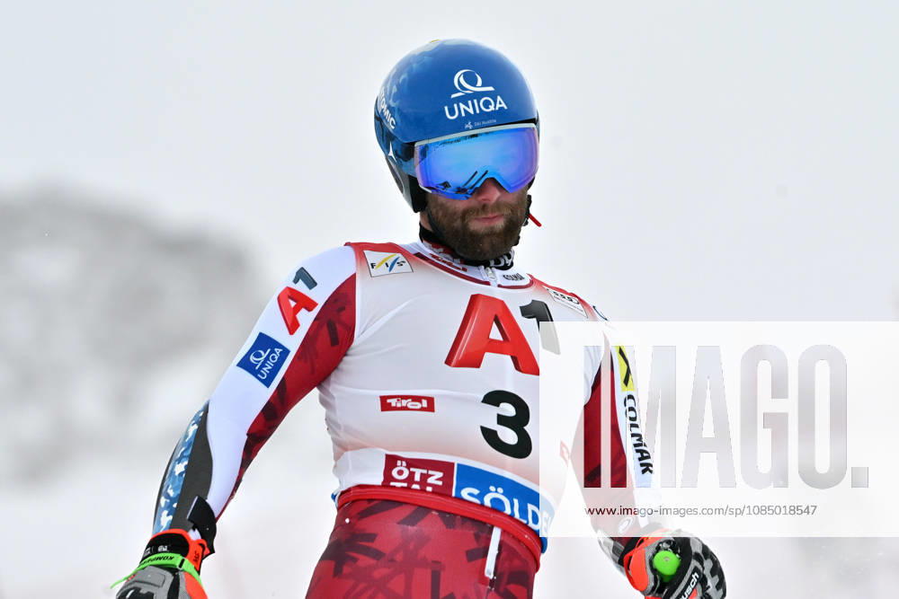 Marco Schwarz of Austria during the first run of the Men s Giant Slalom race of the Audi FIS Alpine Skiing World Cup season opening race on the Rettenbach glacier, Soelden on October 25, 2026 in Soelden, Austria. (Photo by Igor Kupljenik Sports Press Photo)