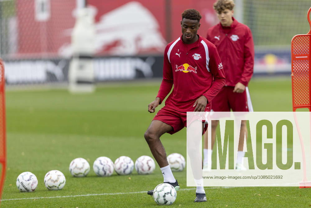 GER, Leipzig, Soccer, RB Leipzig public training session; pictured from left: Abdoul Kone, RB Leipzig 02, in action with the ball, October 25, 2026, RB Leipzig Academy Training, Cottaweg, Leipzig; DFL and DFB regulations prohibit any use of photographs as image sequences and or quasi-video,