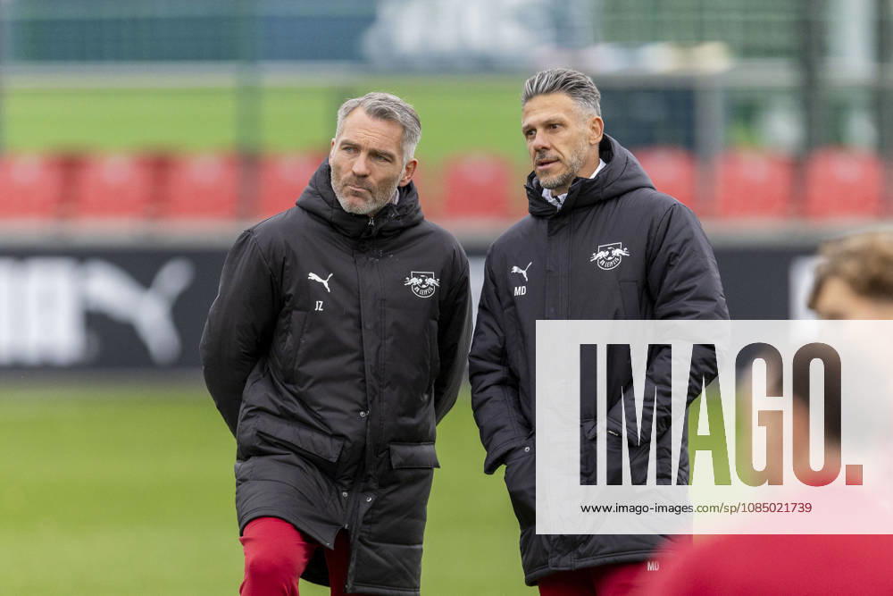 GER, Leipzig, Soccer, RB Leipzig public training session—pictured from left: Jan Zimmermann, assistant coach; Martin Demichelis, head coach of RB Leipzig, October 25, 2026, RB Leipzig Academy Training, Cottaweg, Leipzig. DFL and DFB regulations prohibit any use of photographs as image sequences and or quasi-video,