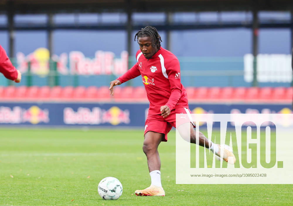 RB Leipzig Training, Bundesliga, Leipzig, October 25, 2026, RBL Academy Training Center, Soccer, Bundesliga, RB Leipzig Training, Pictured: Johan Bakayoko 11, RB Leipzig, Picture Point
