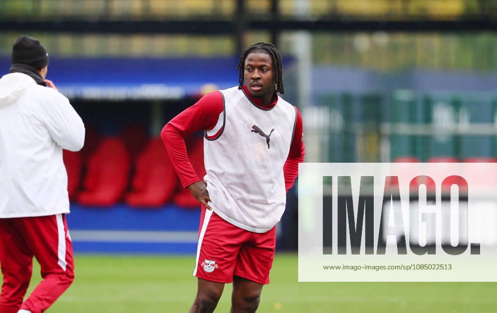 RB Leipzig Training, Bundesliga, Leipzig, October 25, 2026, RBL Academy Training Center, Soccer, Bundesliga, RB Leipzig Training, Pictured: Johan Bakayoko 11, RB Leipzig, Picture Point