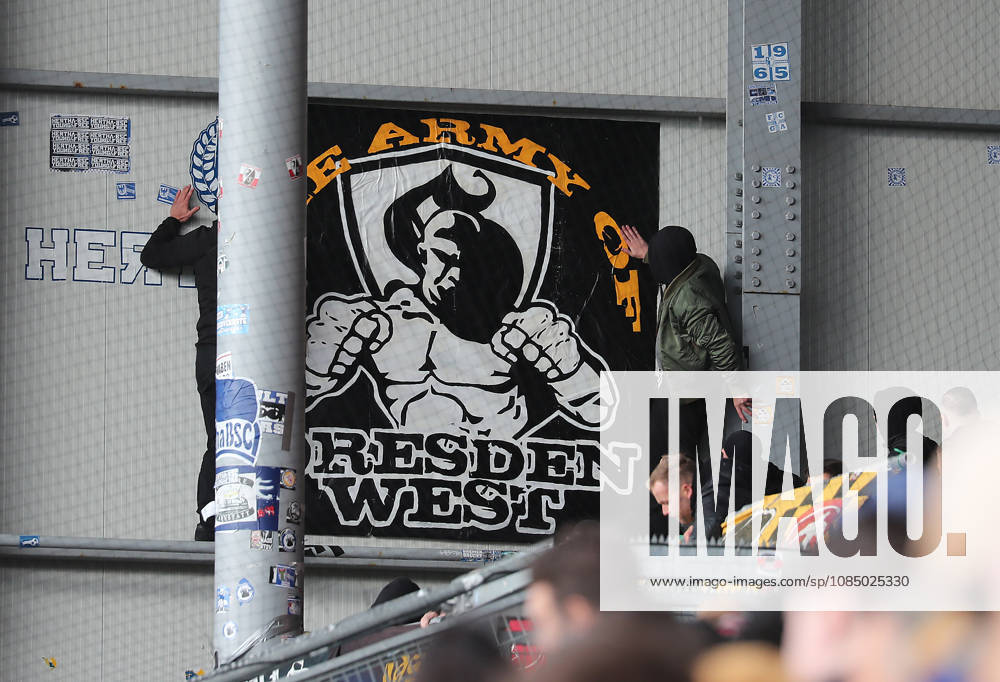 Dresden Fans Put Up a Banner on the Wall: Soccer, Men s, 2026–2027 Season, 2. Bundesliga, Holstein Stadium, Holstein Kiel vs. Dynamo Dresden DFL REGULATIONS PROHIBIT ANY USE OF PHOTOGRAPHS AS IMAGE SEQUENCES AND OR QUASI-VIDEO