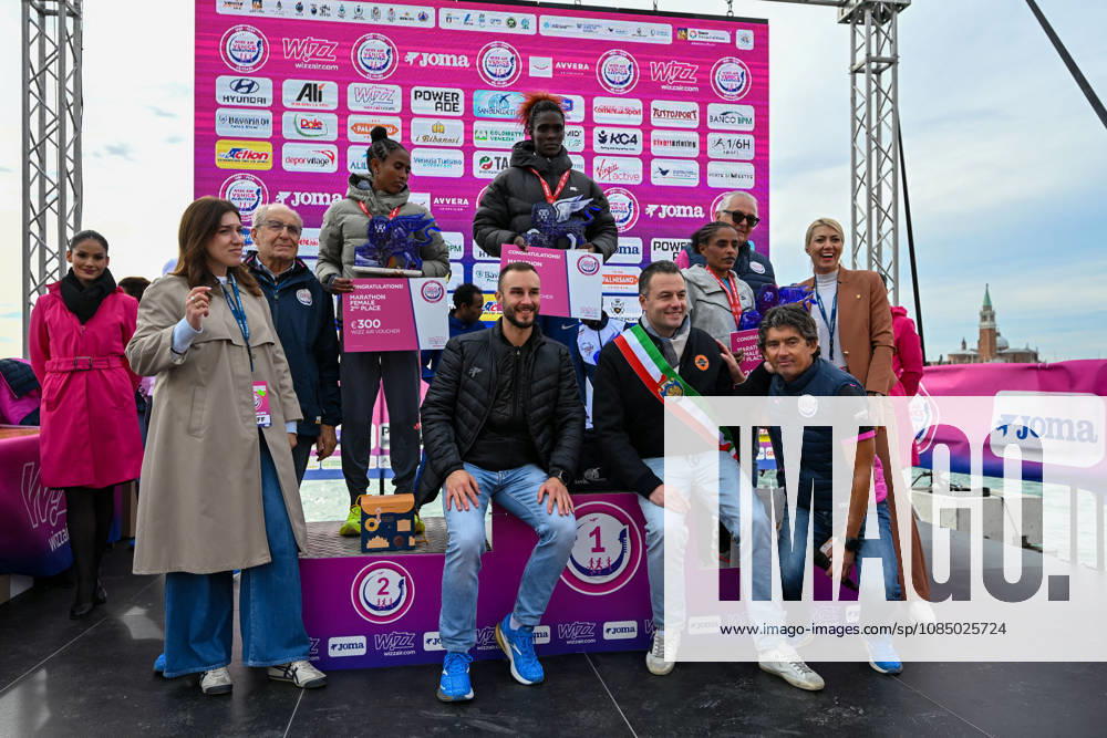 TRACK AND FIELD - Marathon - 40th Venice Marathon 2026 Photo by IPA ABACAPRESS.COM90162058 - The Women s Podium at the 40th Venice Marathon 2026, a marathon race in Venice, Italy, on October 25, 2026 Venice Italy