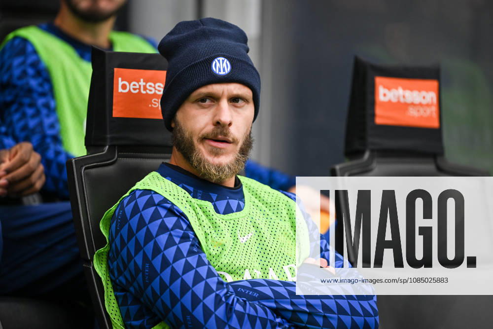 IPA90163606 - Federico Dimarco of Inter FC before the Italian Serie A soccer match between Inter FC and ACF Fiorentina on October 25, 2026, at the Giuseppe Meazza San Siro Stadium in Milan, Italy. Photo by Tiziano Ballabio