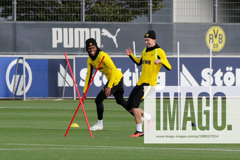 Soccer, Bundesliga 1, Borussia Dortmund Training: Carney Chukwuemeka, Maximilian Beier, Borussia Dortmund, Dortmund