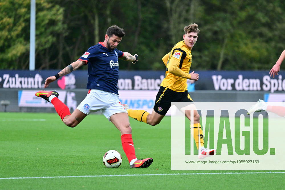 Soccer, Men s, 2nd Bundesliga, 2026–2027 Season, Holstein Kiel vs. SG Dynamo Dresden, Matchday 9, KSV, SGD, Holstein Stadium; Giorgi Kvilitaia on his way to scoring the 1–0 goal for Kiel, Holstein Stadium, Schleswig-Holstein, Germany