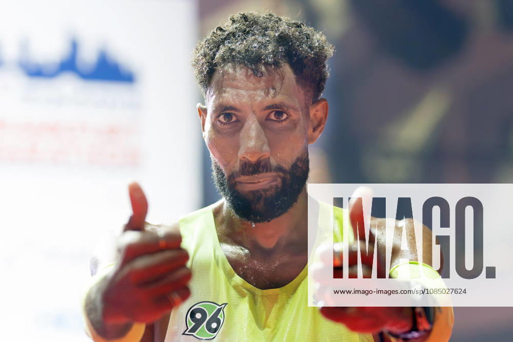 Mainova Frankfurt Marathon 2026: Amanal Petros of Germany Crosses the Finish Line in Second Place Mainova Frankfurt Marathon on October 25, 2026, in Frankfurt am Main, Frankfurt am Main, Hesse, Germany; Festhalle; Race Course