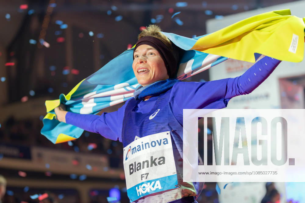 Mainova Frankfurt Marathon 2026: Blanka Dörfel of Germany crosses the finish line as the runner-up in the women s division at the Mainova Frankfurt Marathon on October 25, 2026, in Frankfurt am Main, Hesse, Germany; Festhalle, race course