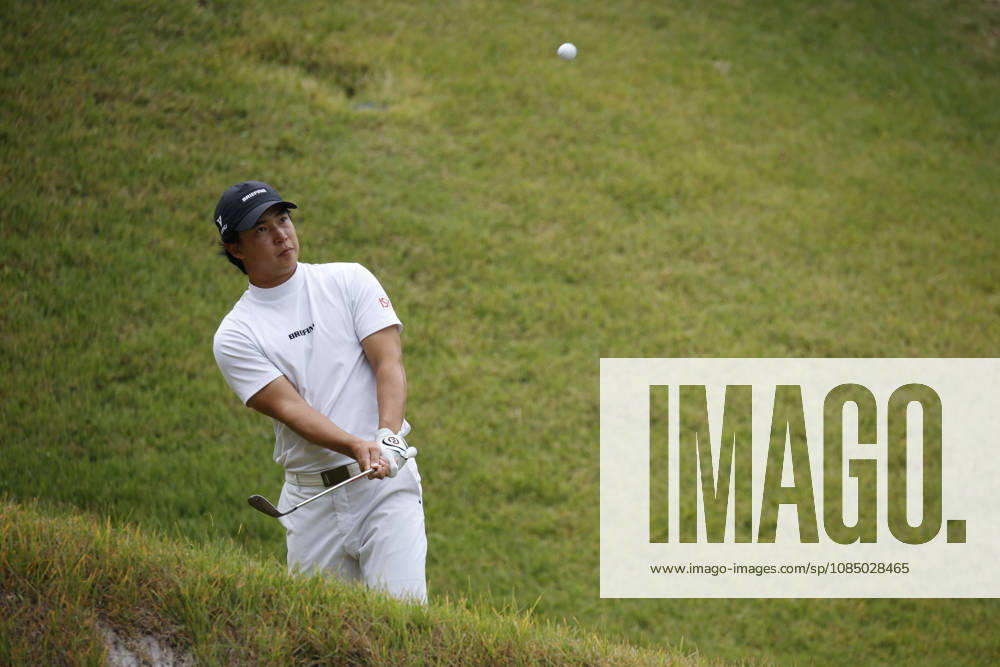 Oct 25, 2026-Cheonan, South Korea-Yuto KATSURAGAWA of Japan action on 18th Green during a DP World Tour Genesis Championship Final Round at Woo Jeong Hills CC in Cheonan, South Korea. DP Tour Genesis Championship Final Round - ZUMAr168 20261025_aap_r168_067