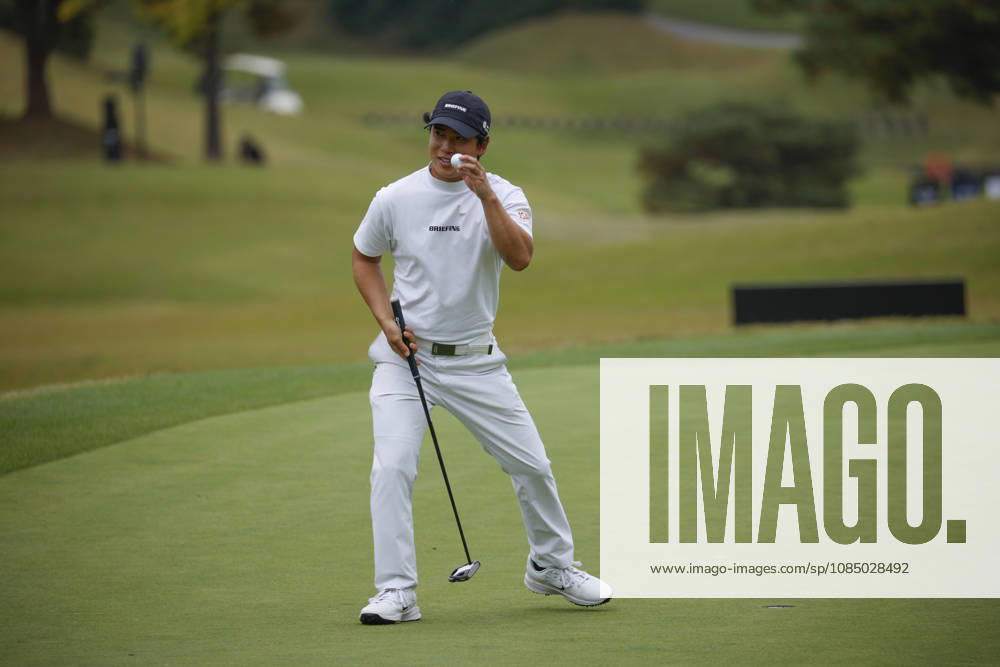 Oct 25, 2026-Cheonan, South Korea-Yuto KATSURAGAWA of Japan action on 16th Green during a DP World Tour Genesis Championship Final Round at Woo Jeong Hills CC in Cheonan, South Korea. Cheonan SOUTH KOREA - ZUMAr168 20261025_aap_r168_072