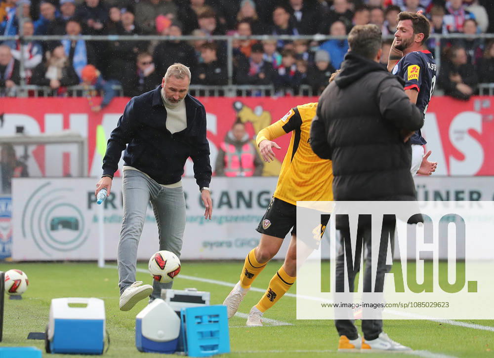 Coach Tim Walter, Holstein Kiel Soccer, Men s Team, 2026–2027 Season, 2. Bundesliga, Holstein Stadium, Holstein Kiel vs. Dynamo Dresden. DFL regulations prohibit any use of photographs as image sequences and or quasi-video.
