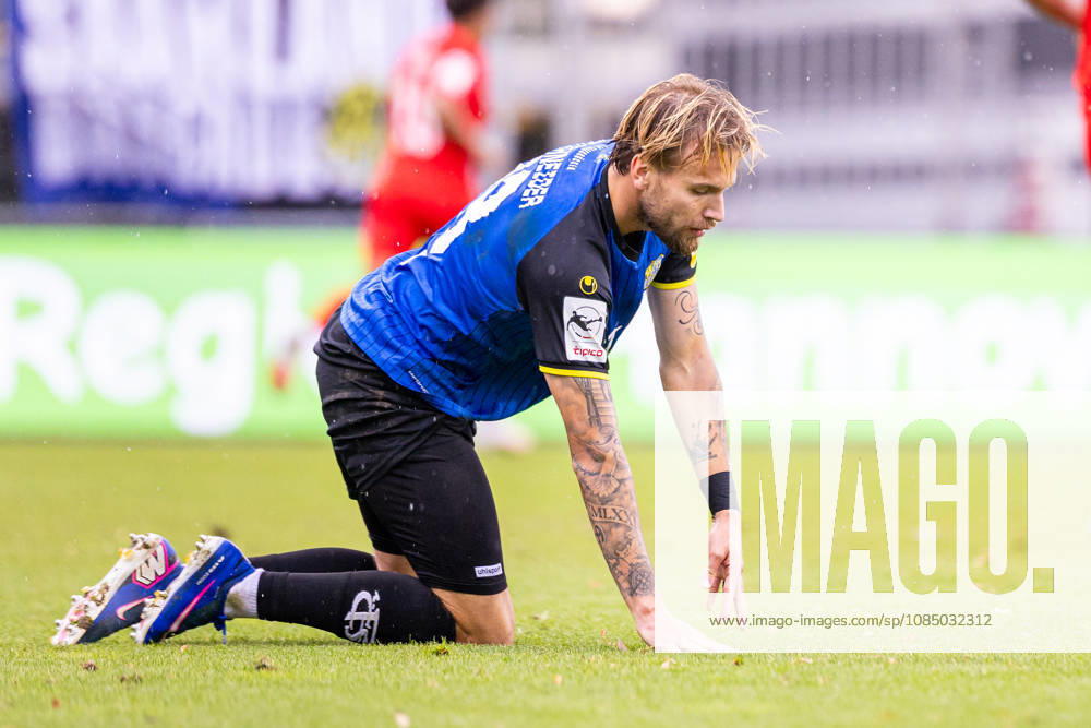 Niko Bretschneider, 1 FC Saarbrücken, 28, reacts angrily (GER), TSV Havelse vs. 1 FC Saarbrücken, Soccer, 3rd Division, Matchday 11, 2026–2027 season, October 25, 2026 DFL regulations prohibit any use of photographs as image sequences and or quasi-video GER, TSV Havelse vs. 1 FC Saarbrücken, Soccer, 3rd League, Matchday 11, 2026–2027 season, October 25, 2026, Hanover