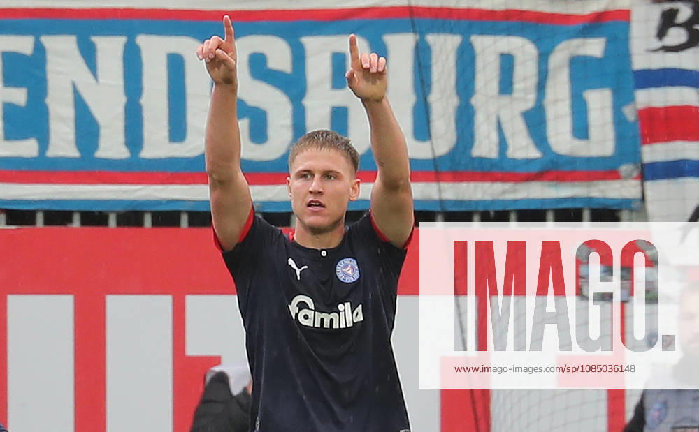 3-0 Goal Celebration: Phil Harre, Holstein Kiel Soccer, Men s Team, 2026–2027 Season, 2. Bundesliga, Holstein Stadium, Holstein Kiel vs. Dynamo Dresden, 3–0 DFL regulations prohibit any use of photographs as image sequences and or quasi-video