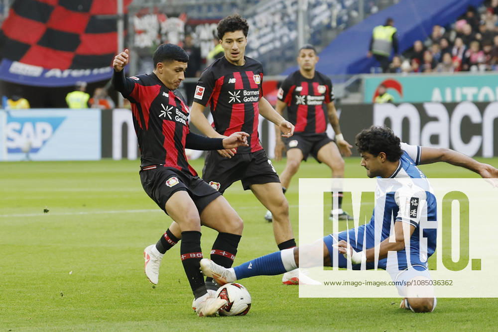 From left to right: Equi Fernández of Bayer 04 Leverkusen and Ozan Kabak of TSG Hoffenheim during the Bundesliga match between TSG 1899 Hoffenheim and Bayer 04 Leverkusen at the PreZero Arena, Sinsheim, Germany, on October 25, 2026, in action during the Bundesliga match between TSG 1899 Hoffenheim and Bayer 04 Leverkusen at the PreZero Arena, Sinsheim, Germany, on October 25, 2026. DFB and DFL regulations prohibit any use of photographs as image sequences and or quasi-video,