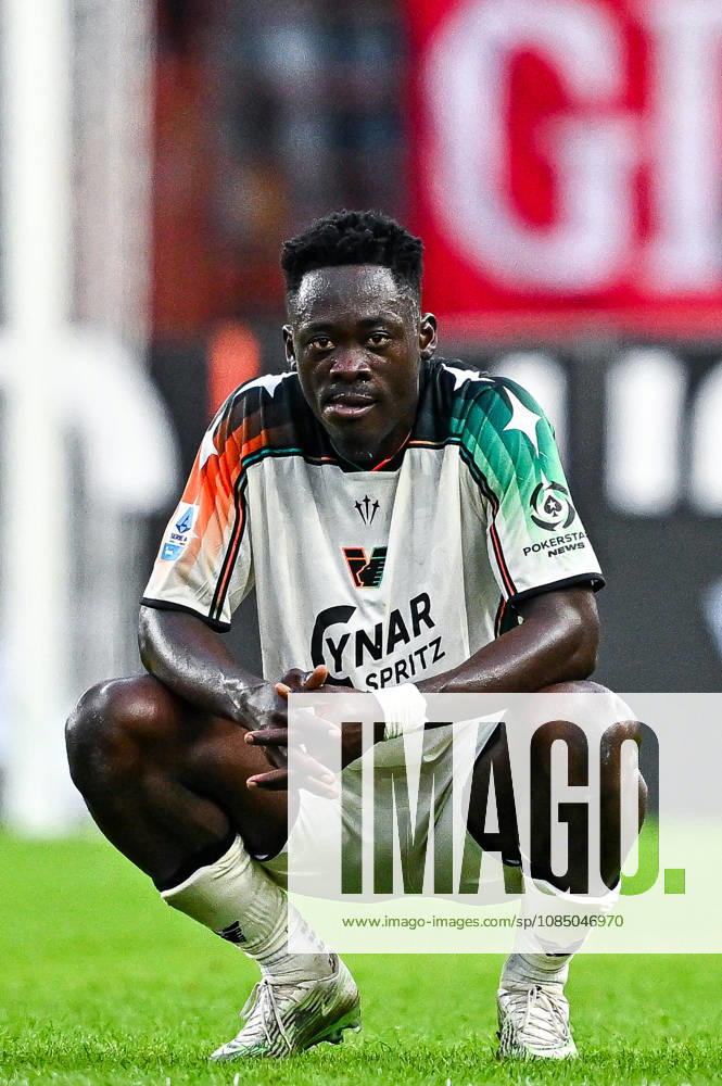 Venezia s Nigerian forward Akor Adams reacts after the Italian Serie A soccer match Genoa Cfc vs Venezia Fc at Luigi Ferraris stadium in Genoa, Italy, 25 October 2026. ANSA STRINGER. Serie A - Genoa Cfc Vs Venezia Fc - ZUMAa110 20261025_zaf_a110_019