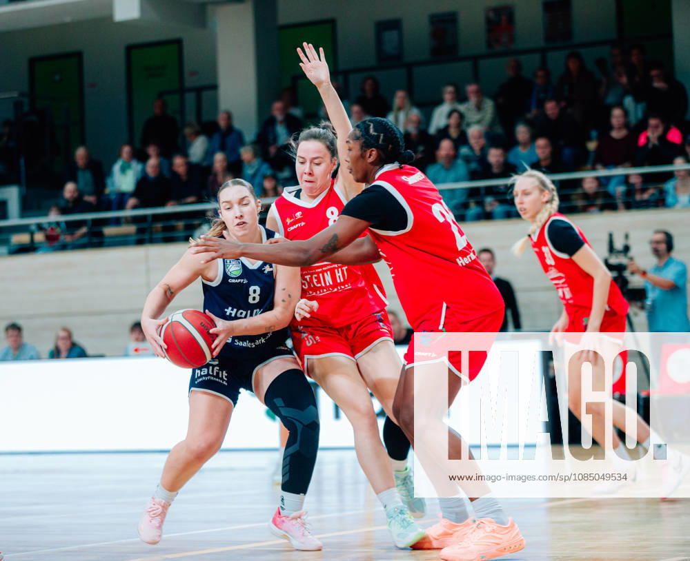 BB 1BL Halfit Lions vs. Herner TC Anna Suckstorff of the Halfit Lions during the 2026–2027 season in the DBBL Toyota Women s Basketball Bundesliga, in a game between the Halfit Lions and Herner TC at the SWH Arena on October 25, 2026, in Halle (Saale), Saxony-Anhalt, Germany