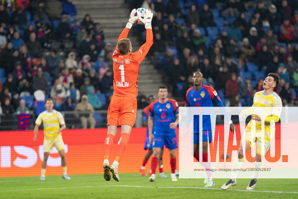 BASEL, SWITZERLAND, OCTOBER 24: L-R: Jonas Omlin of Basel, Flavius Daniliuc of Basel, Akpe Victory of Basel, Nikolas Muci of Grasshoppers during the Swiss Super League match between FC Basel 1893 and Grasshopper Club Zurich at St. Jakob Park on September 20, 2026, in Basel, Switzerland