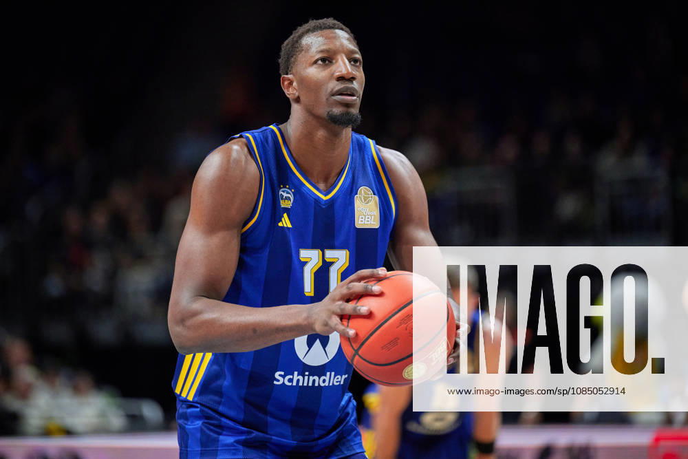 Yankuba Sima ALBA BERLIN, 77, GER, ALBA Berlin vs. ratiopharm Ulm, Men s Basketball, easy Credit BBL, 2026–27 Season, Matchday 6, October 25, 2026, GER, ALBA Berlin vs. ratiopharm Ulm, Men s Basketball, easyCredit BBL, 2026–27 Season, Matchday 6, October 25, 2026, Berlin