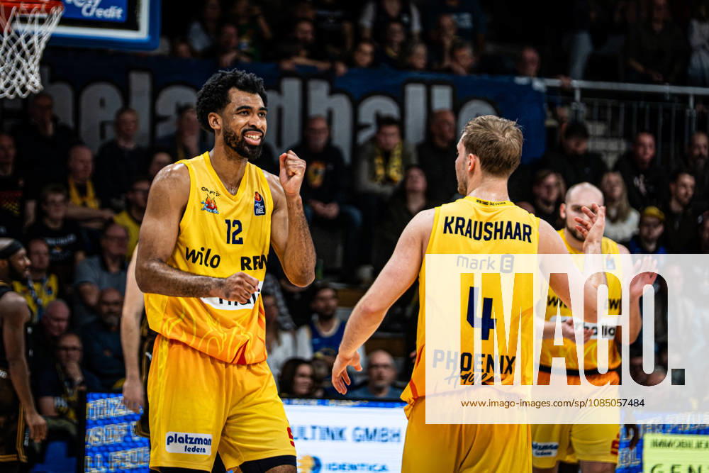 EasyCredit BBL Phoenix Hagen vs. Basketball Löwen Braunschweig, Hagen, October 25, 2026, Ischelandhalle, Hagen: Tyler Polley 12, Phoenix Hagen, SF, and Bjarne Kraushaar 4, Phoenix Hagen, PG; easyCredit BBL Phoenix Hagen vs. Basketball Löwen Braunschweig, Hagen, October 25, 2026, Ischelandhalle, Hagen