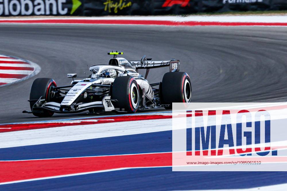 Valtteri Bottas from Finland, driving the (77) Cadillac F1 Team CT6-V Cadillac during United States Grand Prix - Austin - Saturday - Qualifying at Circuit of the Americas (COTA) in Austin. Italy - ZUMAm313 20261025_zsp_m313_169