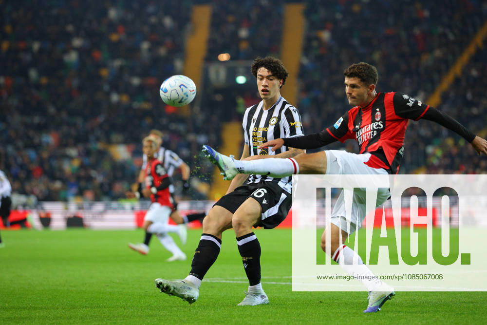 IPA90182178 - AC Milan s Christian Pulisic in action against Udinese s Matteo Palma during the Serie A Enilive soccer match between Udinese and Milan at the Bluenergy Stadium in northeastern Italy on October 25, 2026.