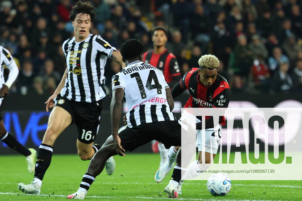 James Abankwah of Udinene Calcio and Omari Hutchinson of AC Milan compete for the ball during the Serie A 2026 2027 football match between Udinese Calcio and AC Milan at Friuli Bluenergy stadium in Udine (Italy), October 25th, 2026. CesarexPurini