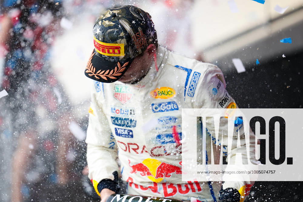 F1 - UNITED STATES GRAND PRIX 2026 VERSTAPPEN Max (nld), Red Bull Racing Ford RB22, portrait podium during the 2026 Formula 1 United States Grand Prix, 18th round of the 2026 Formula One World Championship, WM, Weltmeisterschaft from October 23 to 25, 2026 on the Circuit of the America, in Austin, Texas, United States of America - AustinUnited States