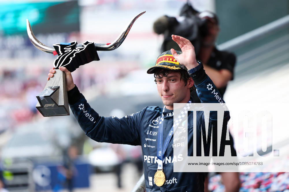 F1 - UNITED STATES GRAND PRIX 2026 KIMI ANTONELLI Andrea (ita), Mercedes AMG F1 Team W17, portrait podium during the 2026 Formula 1 United States Grand Prix, 18th round of the 2026 Formula One World Championship, WM, Weltmeisterschaft from October 23 to 25, 2026 on the Circuit of the America, in Austin, Texas, United States of America - AustinUnited States