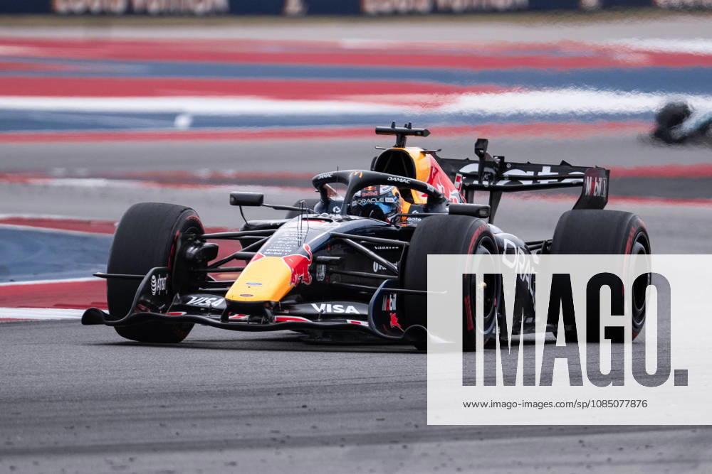 AUSTIN, UNITED STATES, OCT 25: Max Verstappen of the Netherlands driving the (3) Oracle Red Bull Racing RB22 during the F1 Grand Prix of United States at Circuit of The Americas on October 25, 2026 in Austin, Texas (photo by Richard Callis Sports Press Photo)